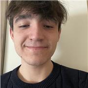 Studente che ha finito il liceo scientifico