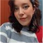 Soy Ingeniera forestal con años de experiencia en el sector que actualmente está cursando el MAES de matemáticas. 