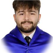 Estudiante de Óptica y optometría imparte clases a alumnos de primaria y secundaria