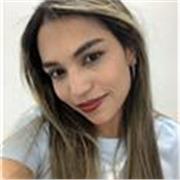 Profesora de inglés da clase a niños y adultos de todas las edades!