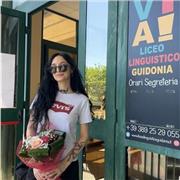diplomata in lingue straniere, offro ripetizioni di grammatica e letteratura base in inglese