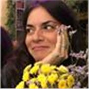 Clases de francés conversacional con hablante nativa, enfoque personalizado, pronunciación, confianza y progreso rápido.