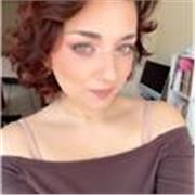 Insegnante di italiano impartisce lezioni di letteratura italiana ed inglese per medie e liceo