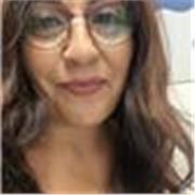 Imparto clases para jóvenes y adultos para mejorar la comunicación verbal