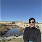 Maestra de educación primaria con mención en lengua extranjera y C2 de inglés. Puedo dar clases a todas las edades. Más de 10 años de experiencia dando clases y con resultados demostrables