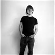 Musik Tutor, der Kinder und Jugendliche aller Altersgruppen unterrichtet