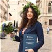 Sono disponibile per aiuto compiti e lezioni private in materie umanistiche e traduzioni (inglese e francese).