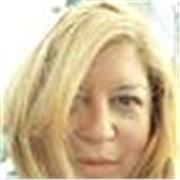 Tutora argentina de castellano/español para niños y personas adultas que quieren empezar a conocer el idioma.