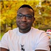 Native English Tutor with strong background in academic communication