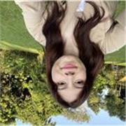 English and Spanish teacher with experience in adults and children