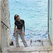 offro lezioni private a bambini e ragazzi dalle elementari alla fine delle scuole medie