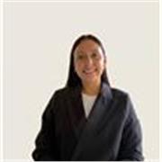 Profesora certificada CELTA con más de dos años de experiencia. 