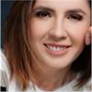 Professora de Direito. Mestrado em Educação. Graduação em Letras e Direito