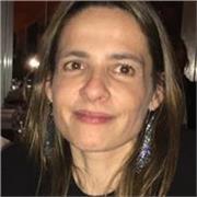 I describe myself as a patient, outgoing and fun person, and my lessons are for adults/kids who want to practice/learn Portuguese.