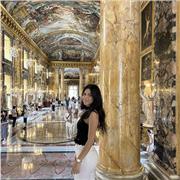 Offro lezioni private e aiuto compiti sia in ambito umanistico che scientifico in base alle esigenze e alle età dei richiedenti!