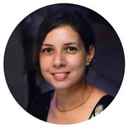 English Tutor with 10+ years of experience and BA in English from University of London