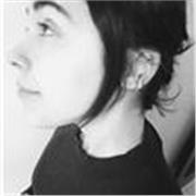 Tengo un nivel C1 de francés y la carrera de psicología.Podría enfocarme en adultos y adolescentes.