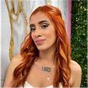 Auxiliar de la profesora en el cuidado de niños