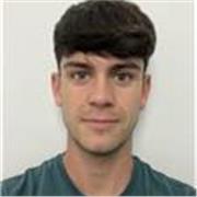 Profesor de Monitor fitness apto para dar clases a personas de todas las edades y todos los niveles.