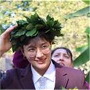 Laureata in Architettura, offro aiuto compiti di matematica, italiano e inglese ma anche di altre materie su richiesta.