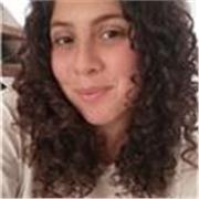 Iscritta al corso di Laurea in Scienze della Formazione Primaria, precedente percorso in Lettere Moderne e diploma scientifico