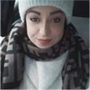 Mi chiamo Caterina, laureata in scienze dell'educazione con una recente formazione in Cybersecurity, offro il mio sostegno come ai