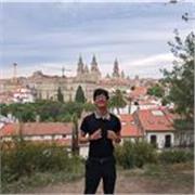 Profesor de inglés y francés. Dinámico y con conocimiento de la historia, literatura y gramática de la lengua