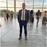Me defino trabajador y voy a dar clases a alumnos de Formación Profesional.