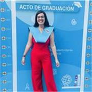 Graduada en Educación Primaria con especialidad en Audición y Lenguaje. Doy clases a nivel Primaria y ESO. Muy responsable 