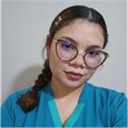 Estudiante actual de nutrición en dónde se ve, se aprende y se estudia mucha biología, química y bioquímica niñera antes de la U