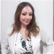 Ciao! Sono Alice e offro lezioni private o di gruppo di inglese e francese a bimbi o ragazzi. Anche disponibile come aiuto-compiti