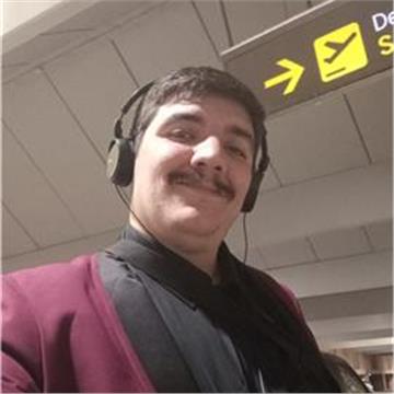 Simón