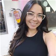 Me defino como una persona 
comprometida, responsable y apasionada por la enseñanza. Me gusta compartir conocimientos.