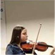 Profesora de violin para niños pequeños presencial y online 