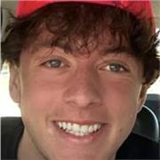AIUTO COMPITI ZONA VOMERO/ARENELLA. sono Luca, uno studente al terzo anno di giurisprudenza alla federico II di Napoli