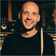 Clases de batería enfocadas en el disfrute y conexión con la música