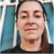 Profesora de educación física y preceptora