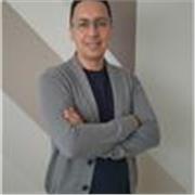 Maestro con experiencia en docencia matemáticas básicas y otras materias además de factor humano