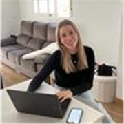 Soy especialista en marketing digital con experiencia en generación de leads, Meta Ads y gestión de redes sociales. Me gusta enseñ