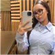 Responsable,organizada y cercana, doy clases y cuido a niños de Primaria adaptándome a sus necesidades.