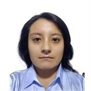 Profesora de inglés que imparte clases a niños desde los 10 años y jóvenes