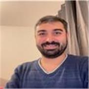 Ciao! Sono Gaston, insegnante di spagnolo madrelingua. Ti aiuterò a imparare divertendoti, con lezioni personalizzate e coinvolgen