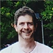 Insegnante madrelingua italiano offre lezioni private di italiano per adulti o ragazzi. Insegno in modo divertente e personalizzato, sia italiano parlato che scritto, sia professionale che colloquiale