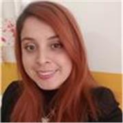 Profesora licenciada en educación infantil, técnica en preescolar, con énfasis en artes, asesorías de apoyo y también en artes