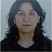 Estudiante con comprensión de las necesidades de los alumnos, y formada para enseñar