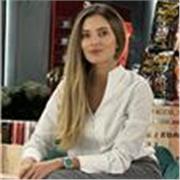 Offro lezioni di disegno e aiuto a migliorare le competenze artistiche nelle materie scolastiche che lo richiedono