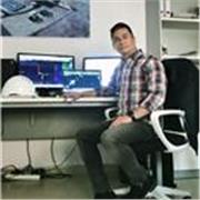 Ingeniero con experiencia en clases presenciales del área de matemáticas y física. Nivel B2 inglés y conocimiento en informática. 