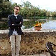 Laureando magistrale in Scienze delle amministrazioni offre assistenza all'apprendimento con riguardo a scienze giuridiche, storiche, sociologiche ed ulteriori