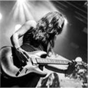 Lezioni di chitarra su misura! Impara accordi, tecnica e i tuoi brani preferiti divertendoti 🎶