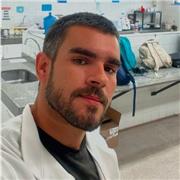 Professor Doutor em Ciência Animal, atuo na formação e na preparação estratégica de alunos para o ENEM